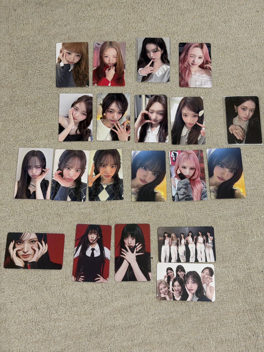 LuckyVicky315's tweet photo. IVEワルツ シンガポール公演が最高だった記念
🎁ソンムル企画🎁
ウォニョン、ユジン、レイ、イソ、リズ、ガウルのトレカ、DIVE JAPANタオル、DIVE JAPAN ペンライトをそれぞれプレゼント致します🎁
どれが欲しいのかリプでお答えください😊
応募期間は21日の夜23時まで😊
#IVE #ソンムル企画 #ソンムル https://t.co/FVd5ppLiT6