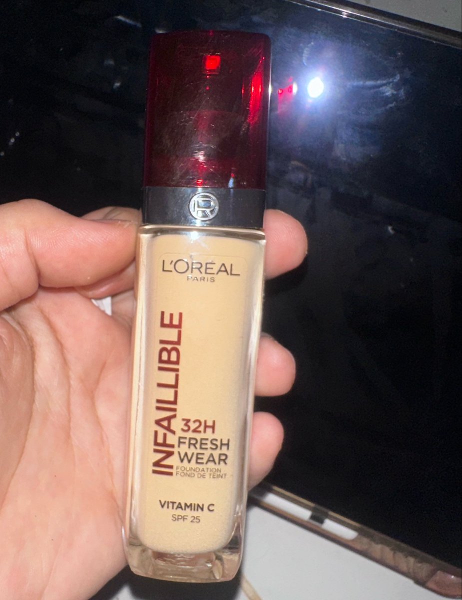 yy_stgd's tweet photo. ส่งต่อรองพื้น loreal เบอร์125
เบอร์125 ใช้ไปแค่1ครั้ง 300 +ค่าส่ง15บ
ของเพิ่งมาส่งเมื่อวันที่8 มิย เทสแล้วสีไม่ได้😭
#ส่งต่อคสอ #ส่งต่อคสอมือสอง #ส่งต่อคสอมือ2 #ส่งต่อเครื่องสำอาง #ส่งต่อเครื่องสําอางมือสอง #ส่งต่อสกินแคร์ #ส่งต่อเครื่องสําอางค์ #ลอรีอัล #loreal #ส่งต่อรองพื้น https://t.co/qnTQqAFasw