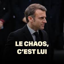marcbrivas43's tweet photo. #Macron : La France est en ruine dans tous les domaines mais l'usurpateur élyséen n'a pour priorité que d'interdire une journaliste russe et un humoriste de s'exprimer, de nous rappeler que le seul danger c'est l'extrême-droite, de légiférer pour réduire les libertés individuelles. Et pendant ce temps-là, il fait rentrer 500 000 étrangers/an, délègue la dissuasion nucléaire aux pays européens, dilapide des milliards aux 4 coins du monde. Questions : A quel moment la représentation nationale va t-elle engager une vraie procédure de destitution de ce fou dangereux ? Et pourquoi le RN a refusé de voter les 2 précédentes ?
