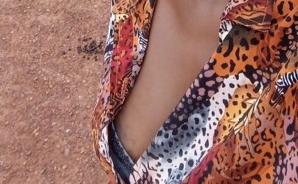 to92078's tweet photo. @flames_collins Look at her bra 
He done even make the Nipple Black https://t.co/Pstr9yxoD4