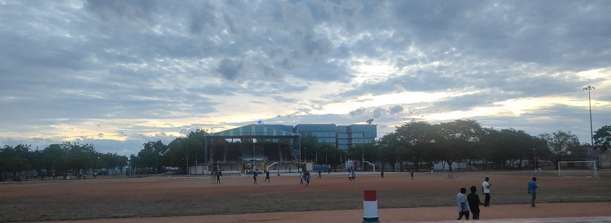 Rama_Chandran_K's tweet photo. Gracing your timeline with beautiful skies..
#My_Click https://t.co/2H7o8QRz9j