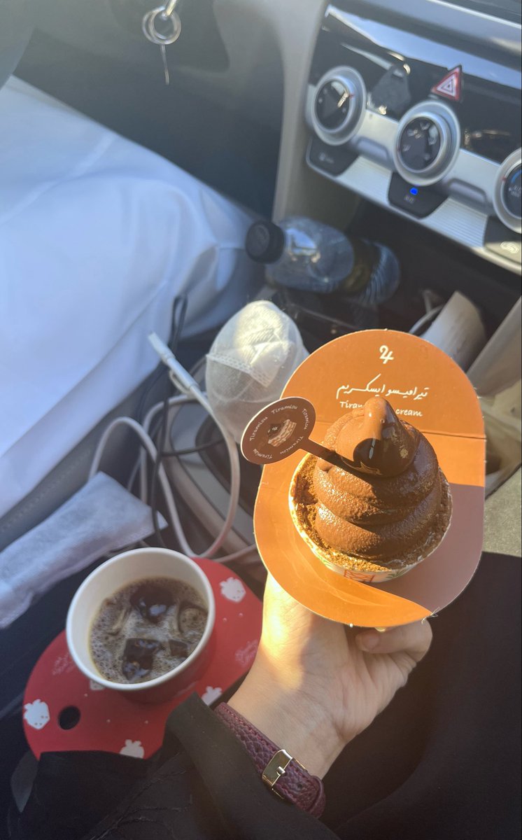 xi8lli_'s tweet photo. عشوائيات اليوم ❣️ https://t.co/w1ZWjicqvc