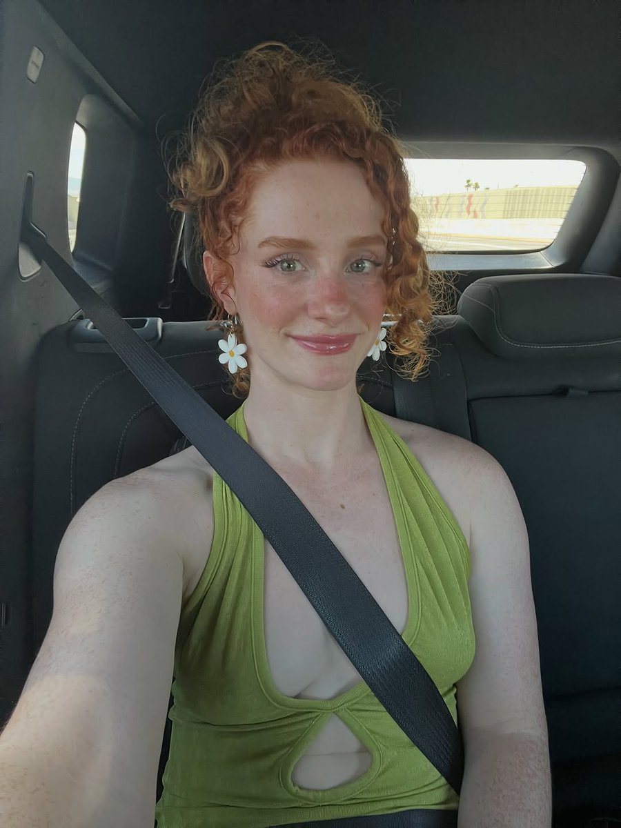 Ginger_Goddess tweet media