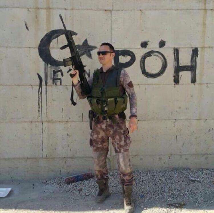 eliffcinar1's tweet photo. Düğününe bir ay kala şehadete ulaşan Polis Memuru Said Uslu'yu rahmetle anıyoruz. Ruhu şad olsun. (9 Haziran 2018) https://t.co/G7hSYyMI2U