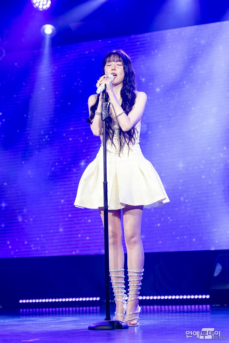 tvj2000's tweet photo. [today포토] #예린 #YERIN , '짙은 감성으로' #조각별 #REACH_YOU 쇼케이스
📸 https://t.co/92Ejrcl3at https://t.co/CdHjt1TmET