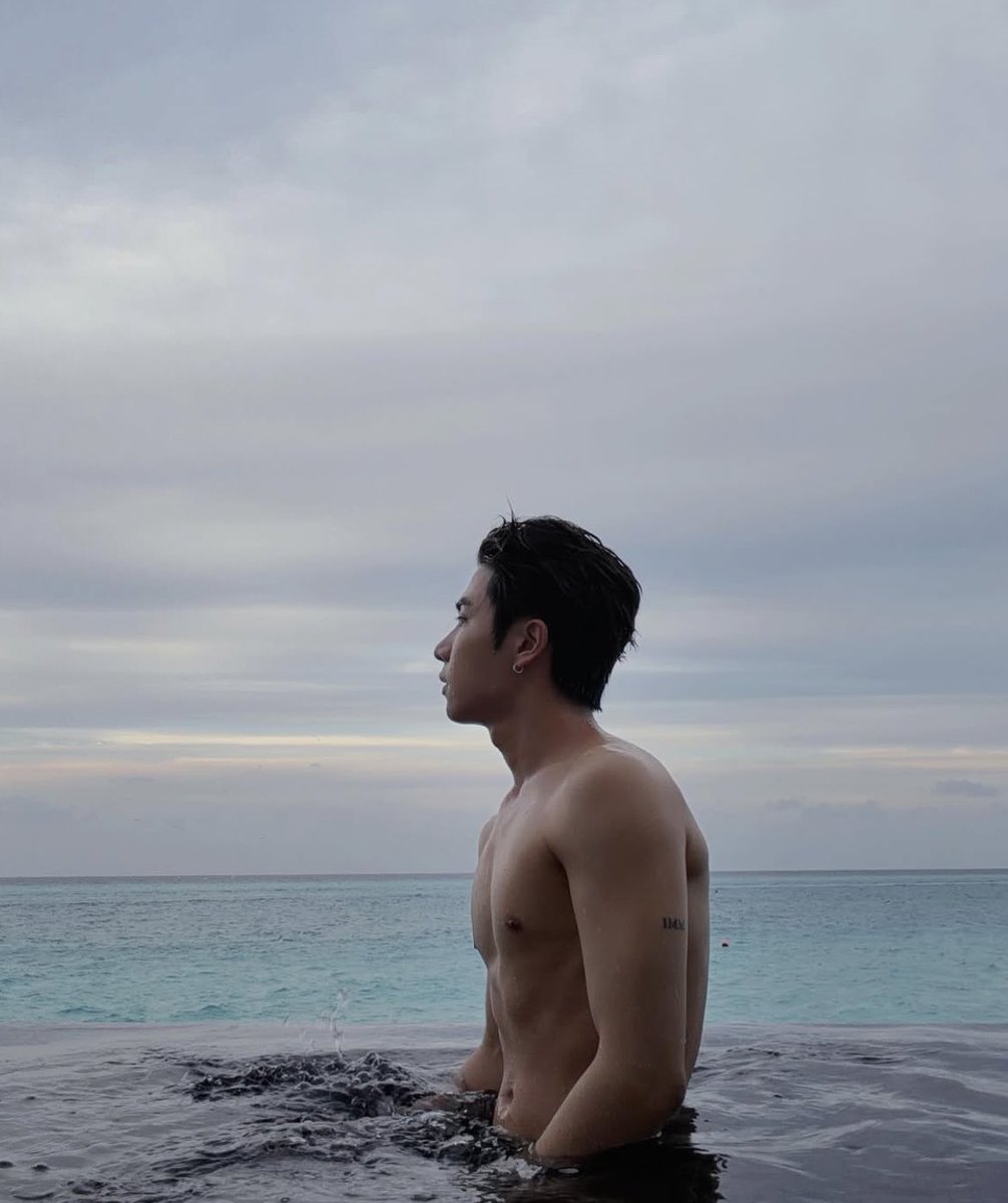 venaliza__'s tweet photo. ปรุงจืด                                         ปรุงจัด https://t.co/D6ZskzFSP8