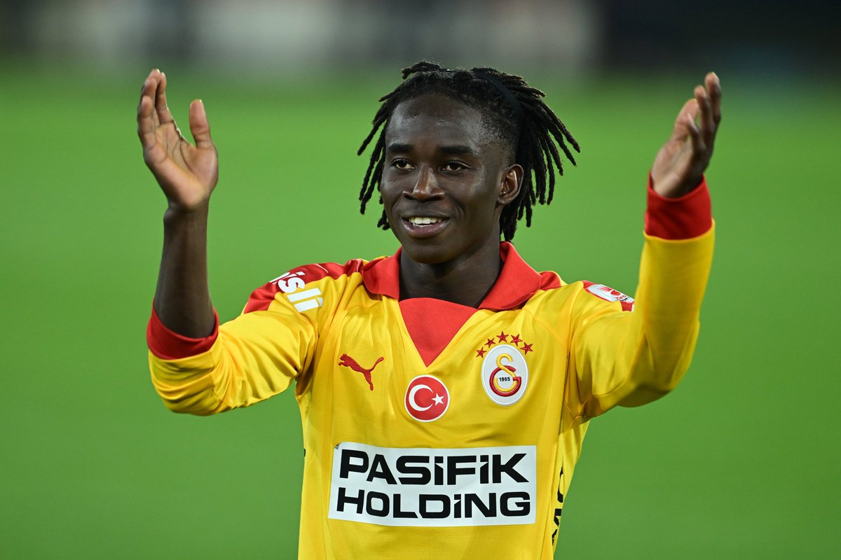 asi_reis_'s tweet photo. Elimizde Renato Nhaga varken,
Gedson Fernandes 'e ihtiyaç varmı sizce?
Okan Hoca hazır yemeği bırakta , kendi aşını kendin pişir birazda. https://t.co/h6pcuo55nD