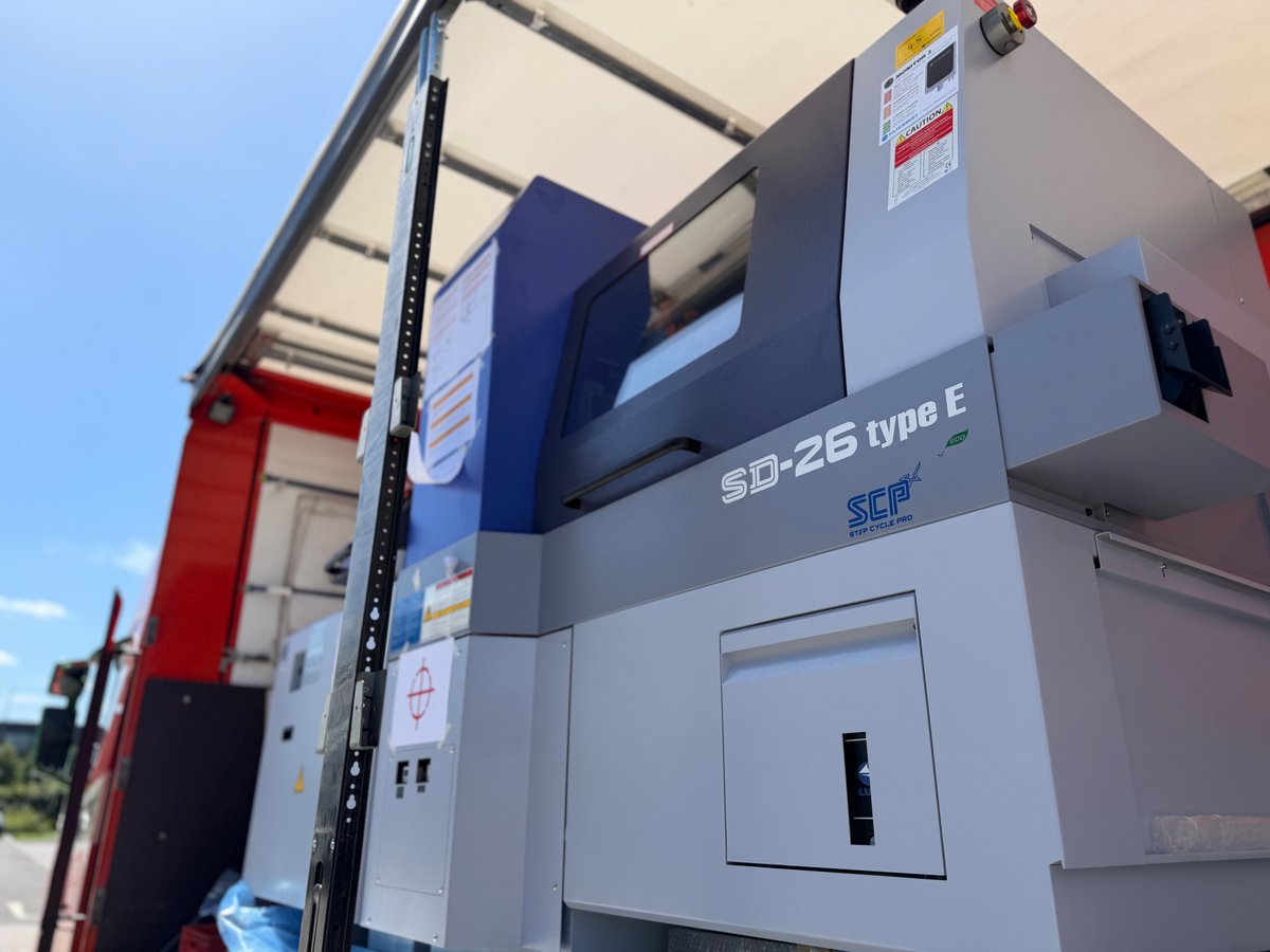 StarMicronicsGB's tweet photo. Röchling Industrial (UK) Limited - Hitchin, an AS9100D-certified company specialising in the micro-machining of thermoplastics for technical applications, has invested in a new Star SD-26 Type E sliding head lathe. https://t.co/0c2EcdFycV