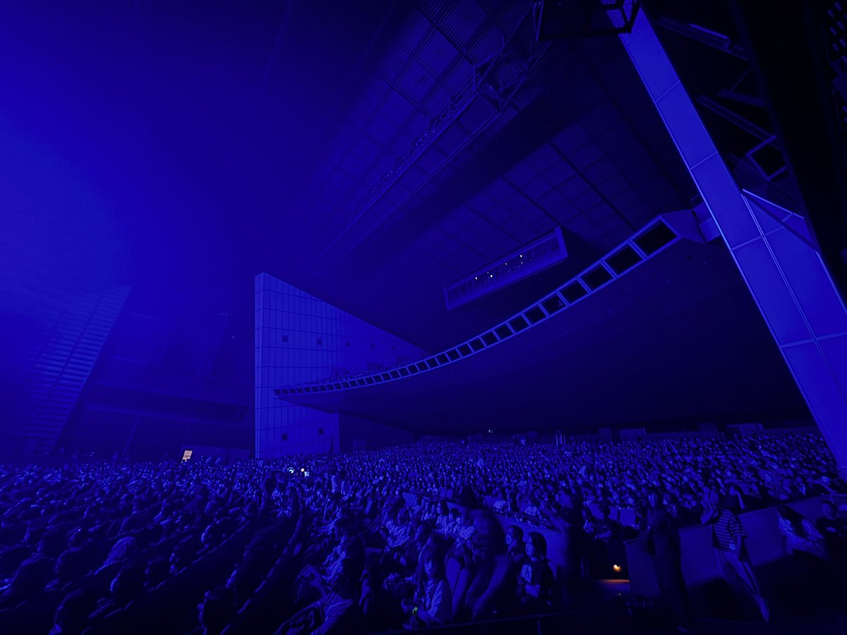 r3inc2020's tweet photo. 本日は聖飢魔IIフォーラムA
何とかプログラムVerUpが
本番に間に合った。
そして老害ブックもゲット📚
朝は4時起きで、撤去は
てっぺん越え
さすがに終盤は皆ヘトヘト😖
次回仙台💪の前に
岡村🍑さんの初日が始まる💜
体力が持ちます様に💦 https://t.co/HU5uH76llh