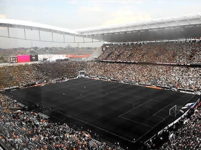 cosmic_wheyfu's tweet photo. Agora era o momento perfeito, só falta coragem 

E uma conversa amigável olho no olho com o presidente da FIFA https://t.co/gIEvVyO8Q5