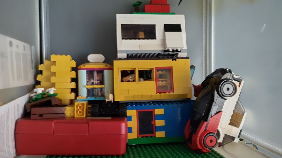 RonnySpindel's tweet photo. lego für das kind das noch geboren werden muss

#single #1991 https://t.co/ZRdcBaUSgO