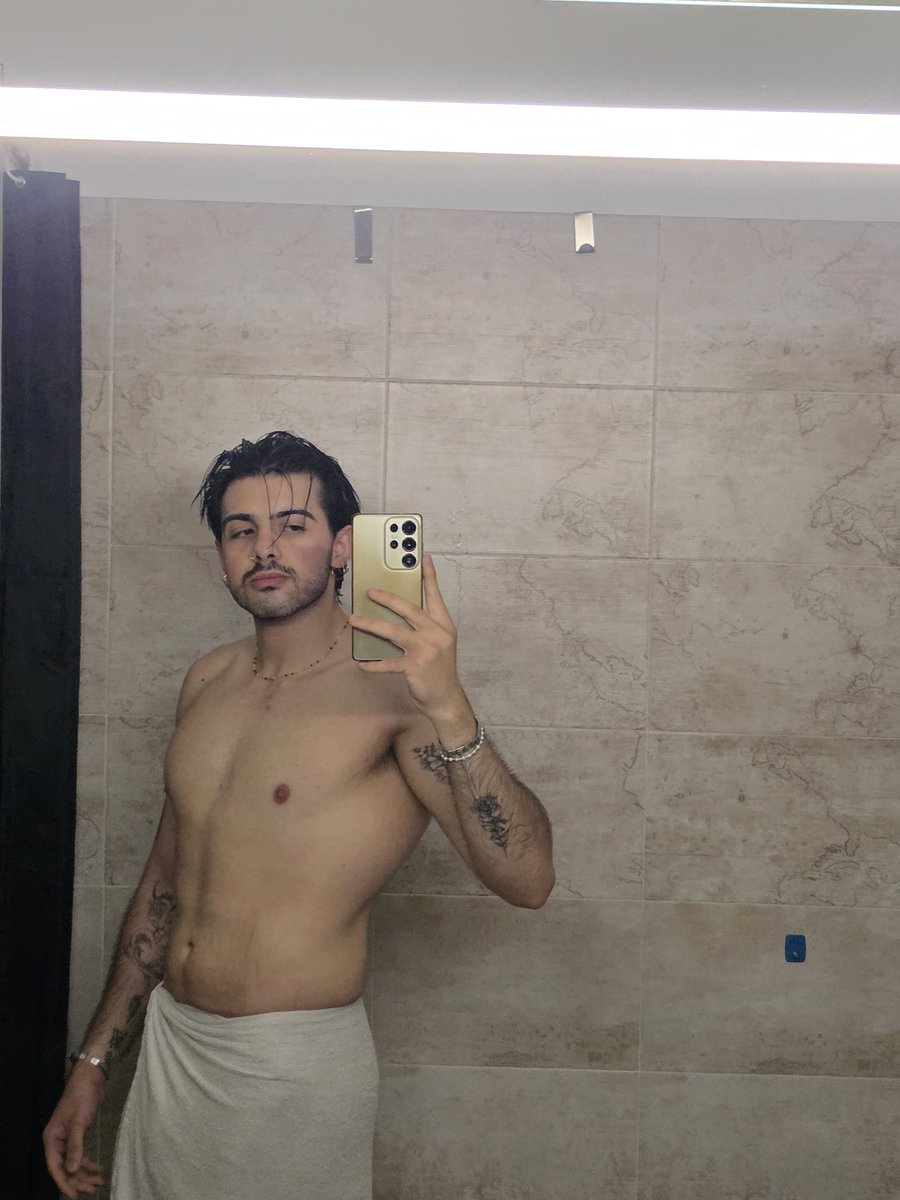 _Alessio_______'s tweet photo. 🧖‍♂️ https://t.co/hDMOeRcMUe