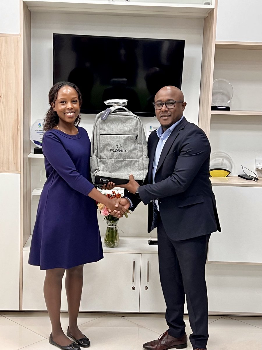 PrudentialKenya's tweet photo. This morning, our Bancassurance team led by Catherine Thiongo, Bancassurance Relationship Manager, connected with the top-performing teams for April and May at Standard Chartered’s Chiromo Branch in Nairobi. https://t.co/uF0m8klwkH