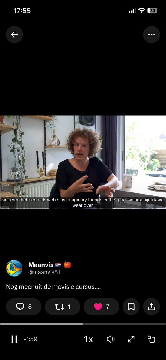 gewooneenvrouw's tweet photo. Dat mag dus straks niet meer. Dat psychologen zeggen: uw dochter is 3 en ze wil heus niet echt een jongen zijn, ze wil alleen geen roze pyama, het is een kleuterfantasie. https://t.co/gDBT025t0i