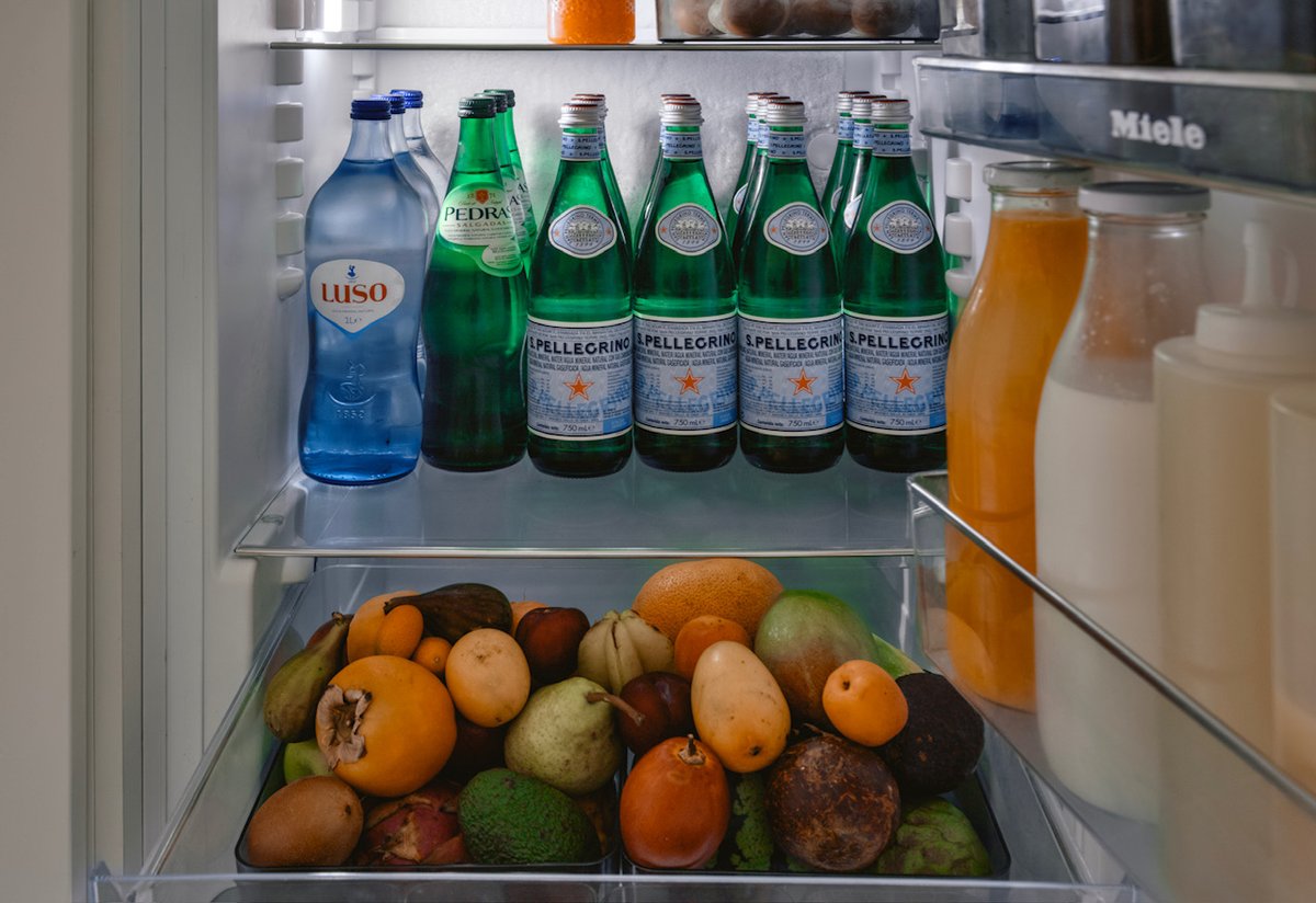 swenlink's tweet photo. "Get eight hours of sleep. Eat clean. Take your supplements."
You’ve heard it a thousand times...

The problem isn’t lack of information. It’s that none of it has been seamlessly integrated into your life.

Knowing what to do is easy. The real work is designing routines, systems, and an environment that make them happen automatically and effortlessly.
