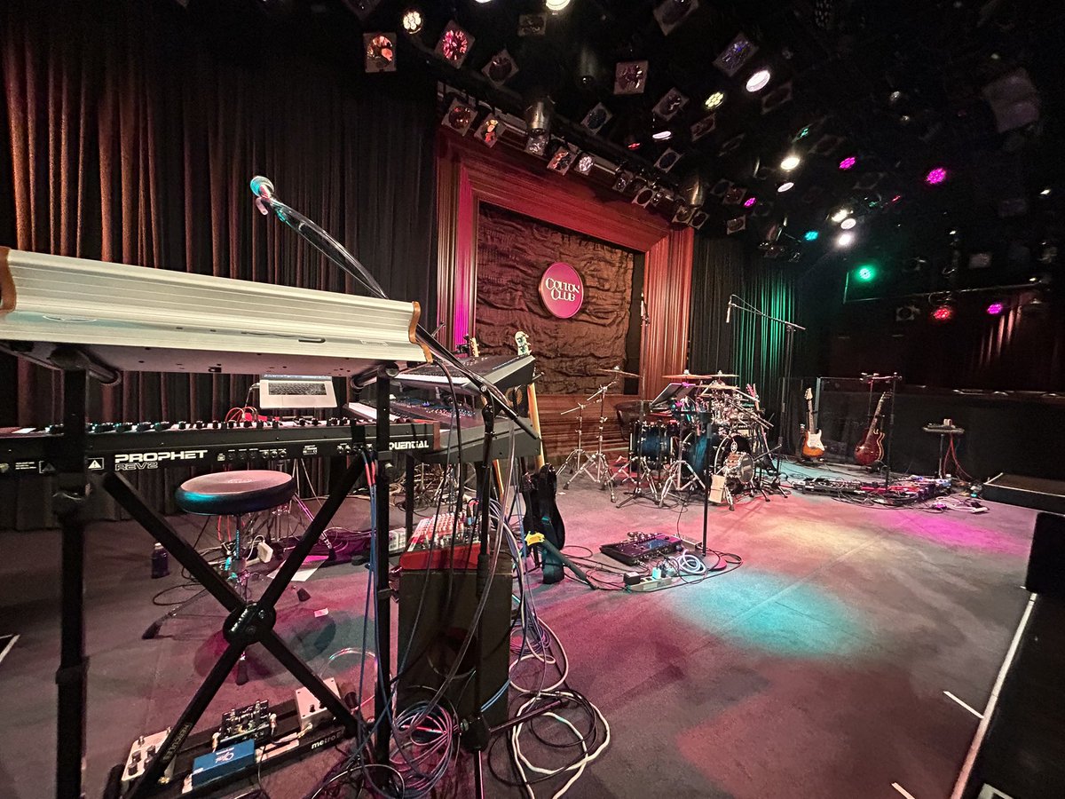 dezolve_ofc's tweet photo. New Album "Biblion" Release Live 2026
丸の内COTTON CLUB

ご来場いただきありがとうございました！！

次回の公演は、
6/21 DEZOLVE Hall Concert 2026 “Sound Library" 
となります！！お楽しみに！！ https://t.co/4tmUPDZQzP
