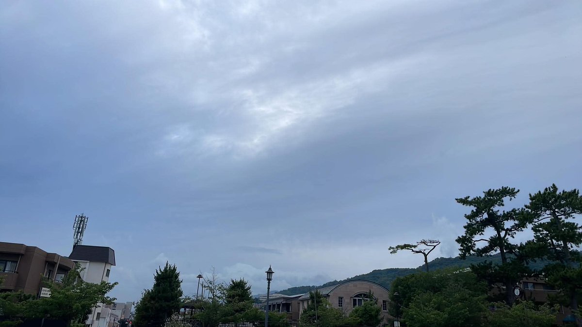 5980073's tweet photo. 今日2026年6月9日(火),日本時間3:00am頃,現地時間6月8日(月),2:00pm頃,#キューバ 西沖で,M6.1(米数値),震源の深さ26 km,#富山湾 M2.7,(日本数値),深さ10km,#宮崎 県南部山沿いM2.8,深さ10km,#福島 県沖M4.3深さ60km,#茨城 県北部M2.4,深さ10km,地震 😨要警戒⚠️
#earthquakes #日本 #japan #cuba https://t.co/cGLr7MuAsC