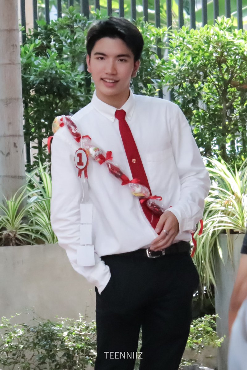 teenniizlk36's tweet photo. นึกขึ้นมาได้ ก็แอบอีโมจินะ วันนั้นวันแรกๆที่เริ่มตามนาง นางพึ่งจบมปลายด้วยซ้ำ เผลอแป๊บเดียวฝึกงานจะจบมหาลัยแล้ว ไวจัง ✨ https://t.co/Yb4SxKyasS