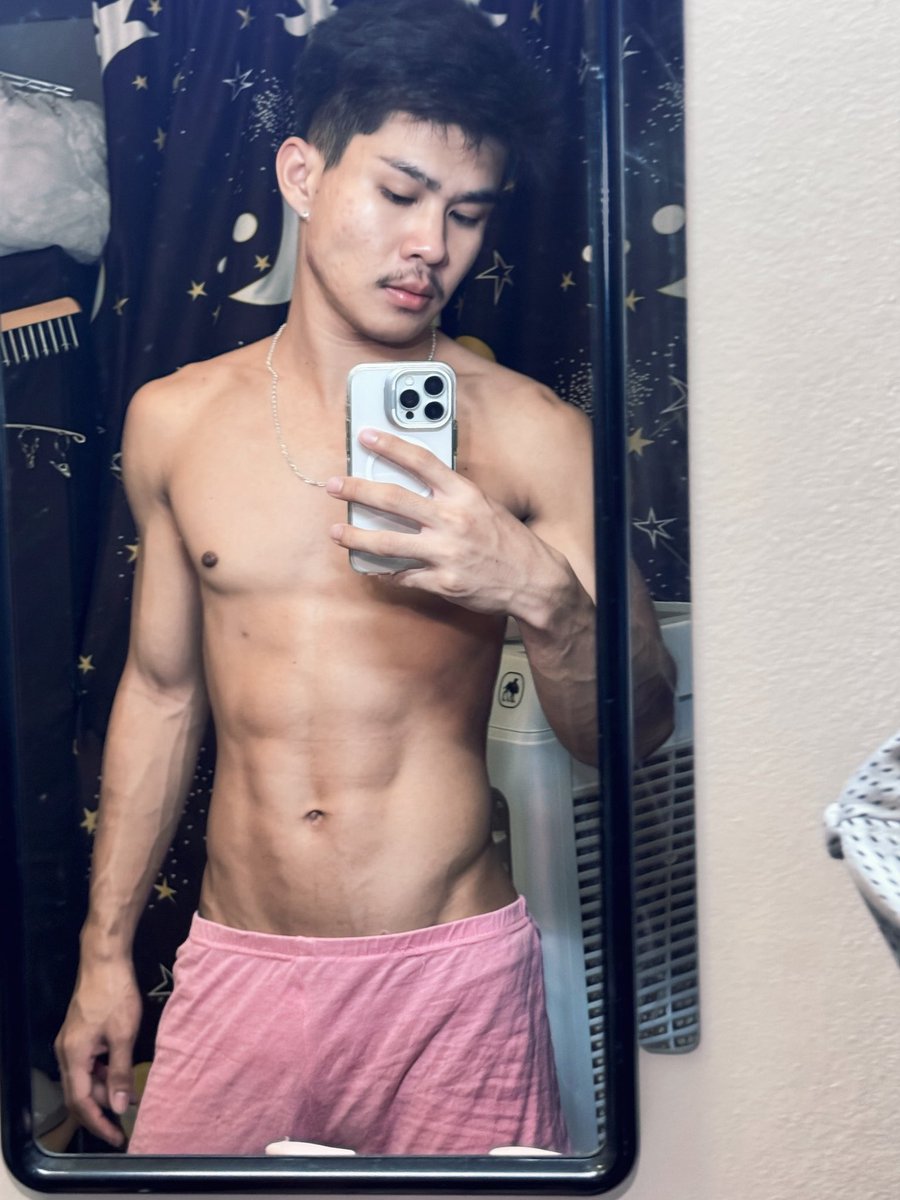 sky242545's tweet photo. ฝันดีค้าบบ😍💦 https://t.co/Fi14ci1W67