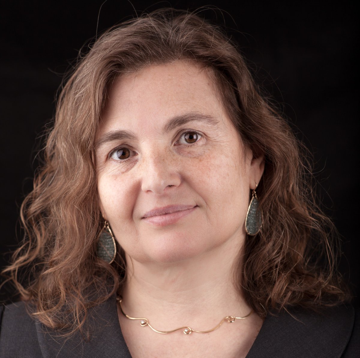 MIT_CSAIL's tweet photo. Daniela Rus, CSAIL Director &amp; MIT Prof., &amp; Regina Barzilay, MIT Prof. &amp; CSAIL principal investigator, have been named 2026 Tech Power Players by @BostonGlobe.

Full list: https://t.co/SDFbGUNBHV #GlobeTech50 https://t.co/BhjFptnwTf