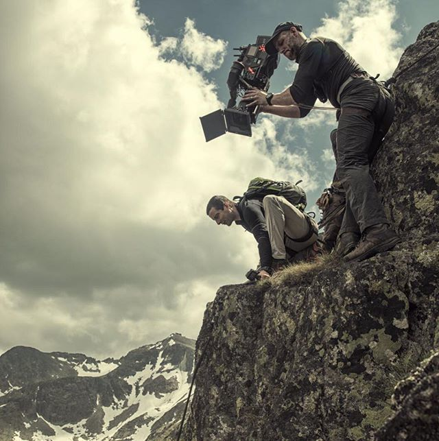 BearGrylls's tweet photo. A one-degree difference and I wouldn't be here.

A heavy camera rig went free-falling down a mountain. Missed my head by inches.

Life is a gift. Not a guarantee. Don't waste it on small stresses. https://t.co/QlEaMTL0Bv