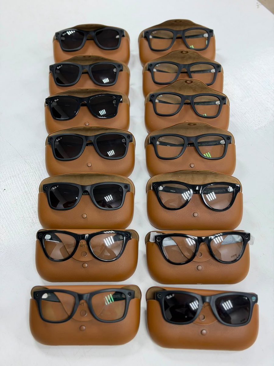 thebabstech's tweet photo. Brand New No Box Rayban Meta Glass (1st Generation) Wayfarer

 (Black Frame, Dark Lens) ₦400,000.
 (Black Frame, Clear Lens)  ₦415,000. https://t.co/NrBTRBlQpc