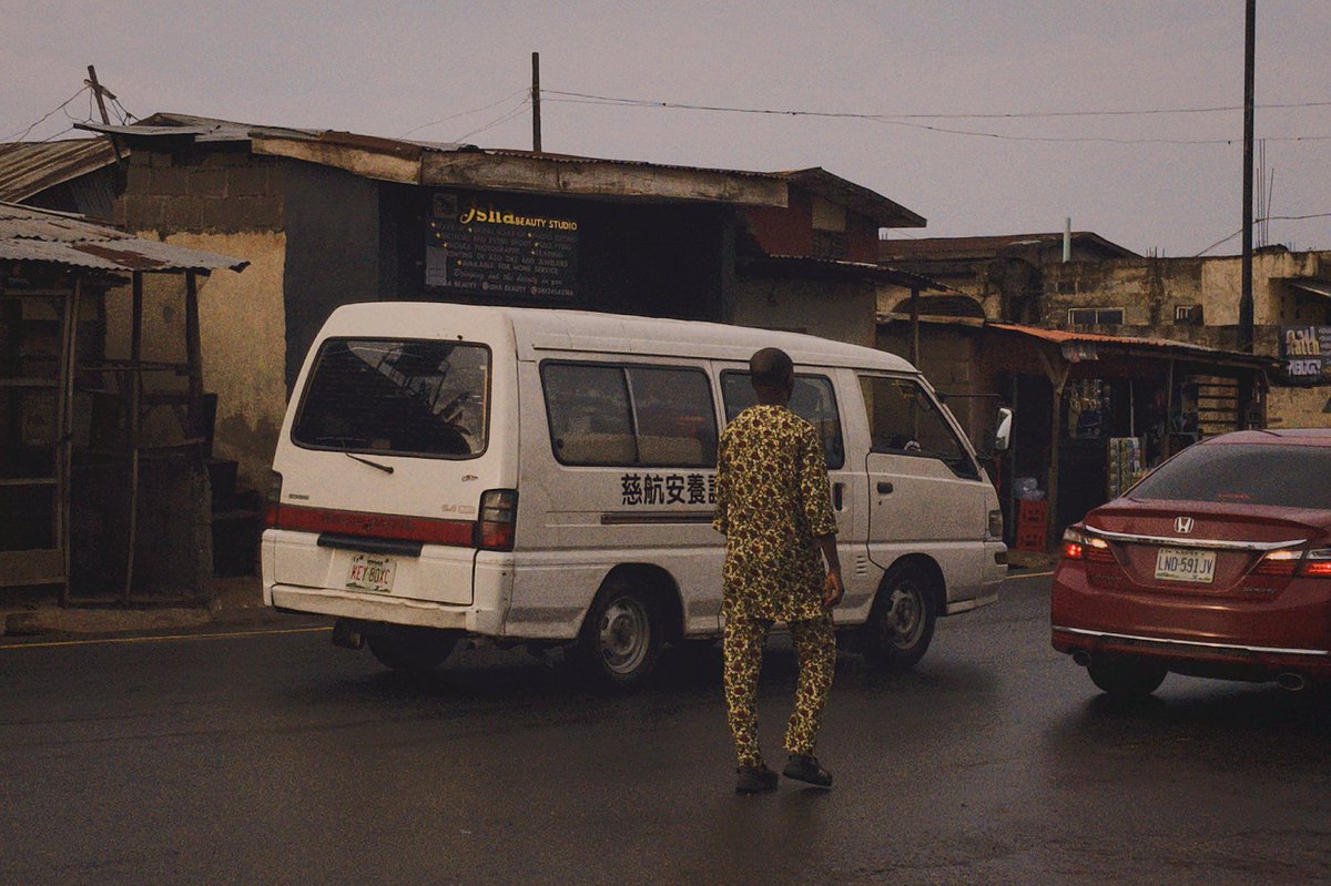 Derogba_AF's tweet photo. everyday people, everyday living. https://t.co/Nrx4WhNaHu