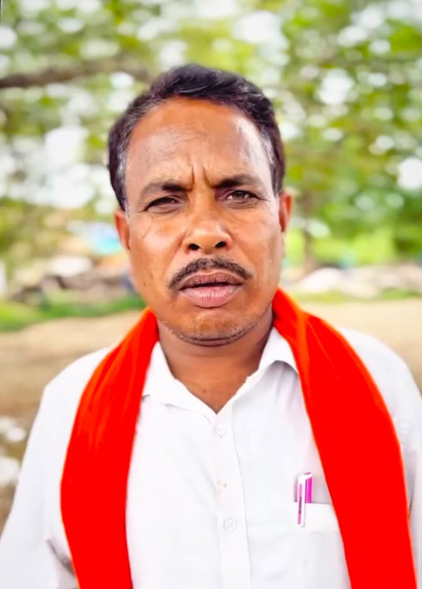 KabirdhamDist's tweet photo. प्रधानमंत्री किसान सम्मान निधि योजना से किसान श्री पोषलाल साहू को अब तक 22 किस्तों में 44 हजार रुपये की सहायता राशि प्राप्त हुई।

समय पर मिलने वाली राशि से खाद, बीज और कृषि आदानों की व्यवस्था आसान हुई, जिससे खेती को नई मजबूती मिली। https://t.co/iE5ZdEUX8Z