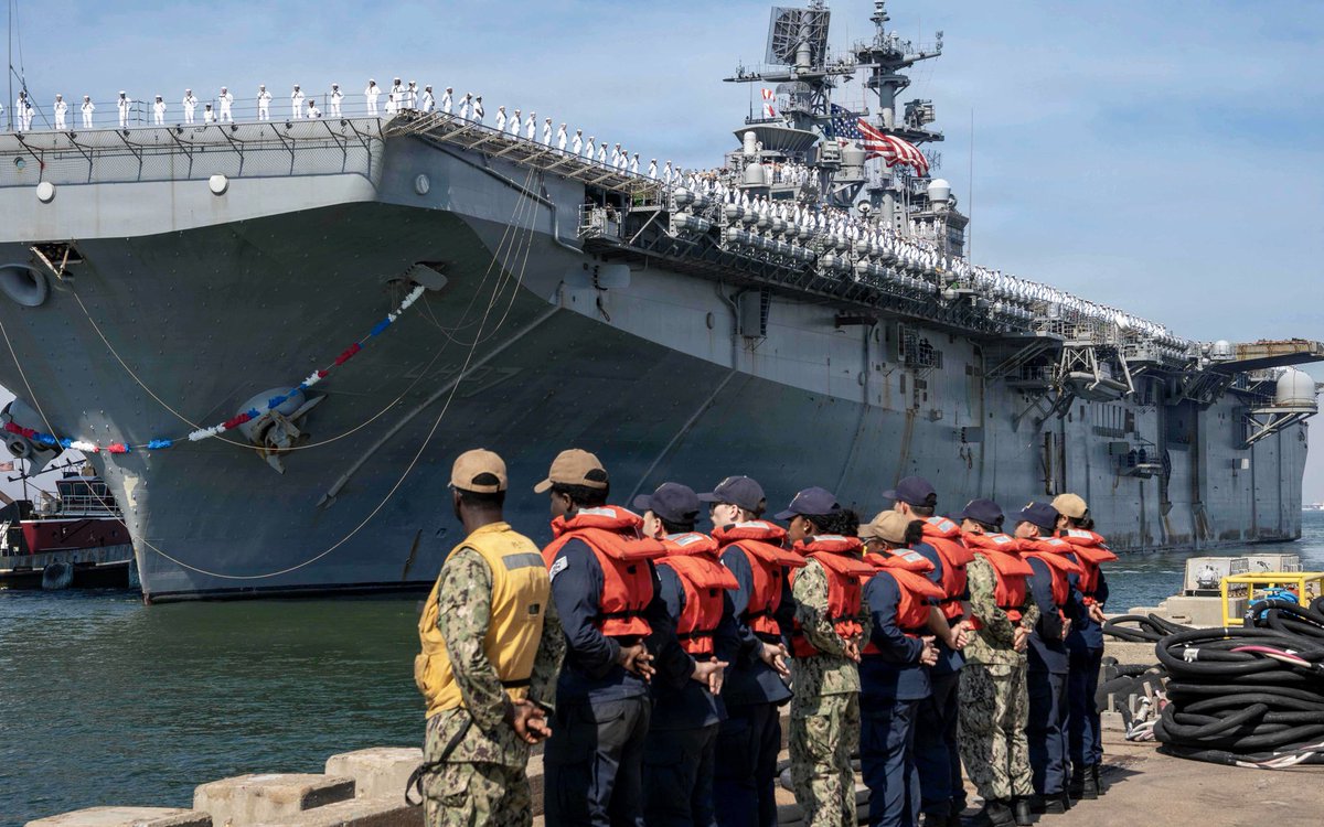 US2ndFleet's tweet photo. In case you missed it!

USS Iwo Jima (LHD 7) returned to Naval Station Norfolk, June 6, following a 10-month deployment as part of the Iwo Jima Amphibious Ready Group (IWO ARG).

#USNavy #C2F #LHD7 #Homecoming https://t.co/tl641yarf6