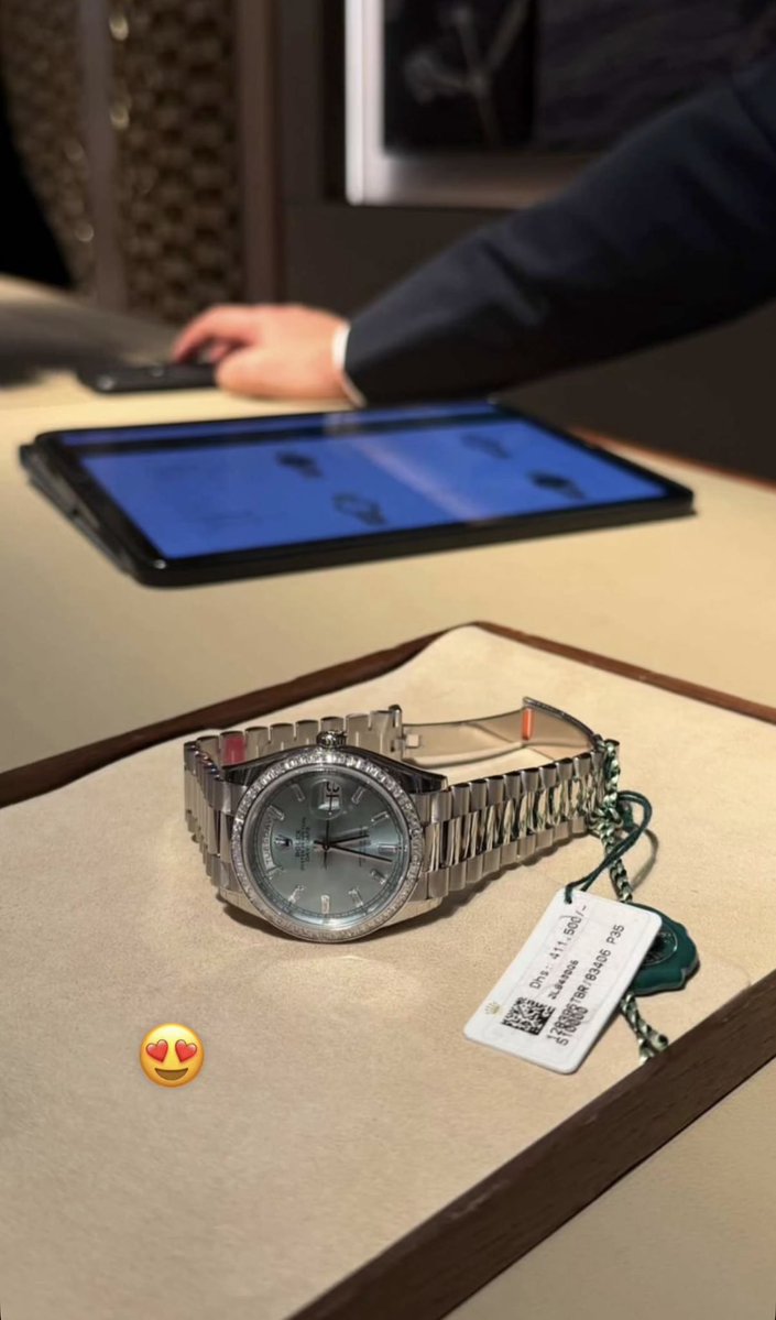 Heyimx1's tweet photo. Another day another watch, this is more addicting than gambling 😍 https://t.co/HgrjpKmFIn