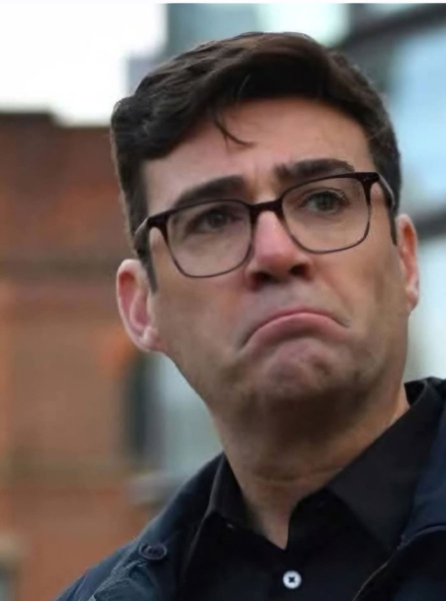 GeoedieBozzy's tweet photo. @Councillorsuzie Manchester City Council have just awarded a 4.7m contract to a EV company.........

Who is the MD of this EV company......Andy Burnhams wife.....what a coincidence!

Remember Makerfield, Burnham is just the same as all the other inept Labour MPs! https://t.co/dFCsMLquVD