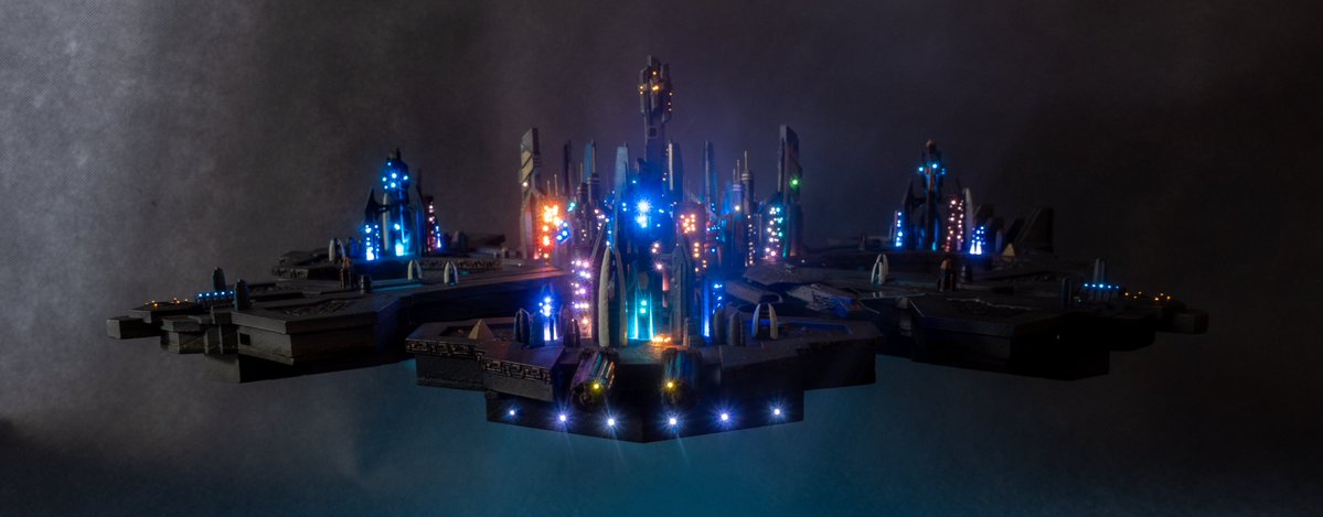 WorkingProps's tweet photo. In 2017, the Atlantis City model featured “just” 229 fiber optic lights — now there are 1,194.

But this evolution isn’t just about numbers. Over the years, I have completely refined the 3D model, redesigning the buildings, as well as the piers and their details.

The biggest transformation, however, comes from the RGB LED system. Every building can shine in its own unique color — or display subtle variations of the same tone. The possibilities are virtually endless.

And the best part is that everything is incredibly easy to control thanks to Scalectronics and its intuitive, user-friendly system. No programming knowledge is required. With simple Wi-Fi connectivity, you can adjust the entire city’s lighting directly from your phone or tablet.

#Stargate #Atlantis #ScaleModel #SciFiModels