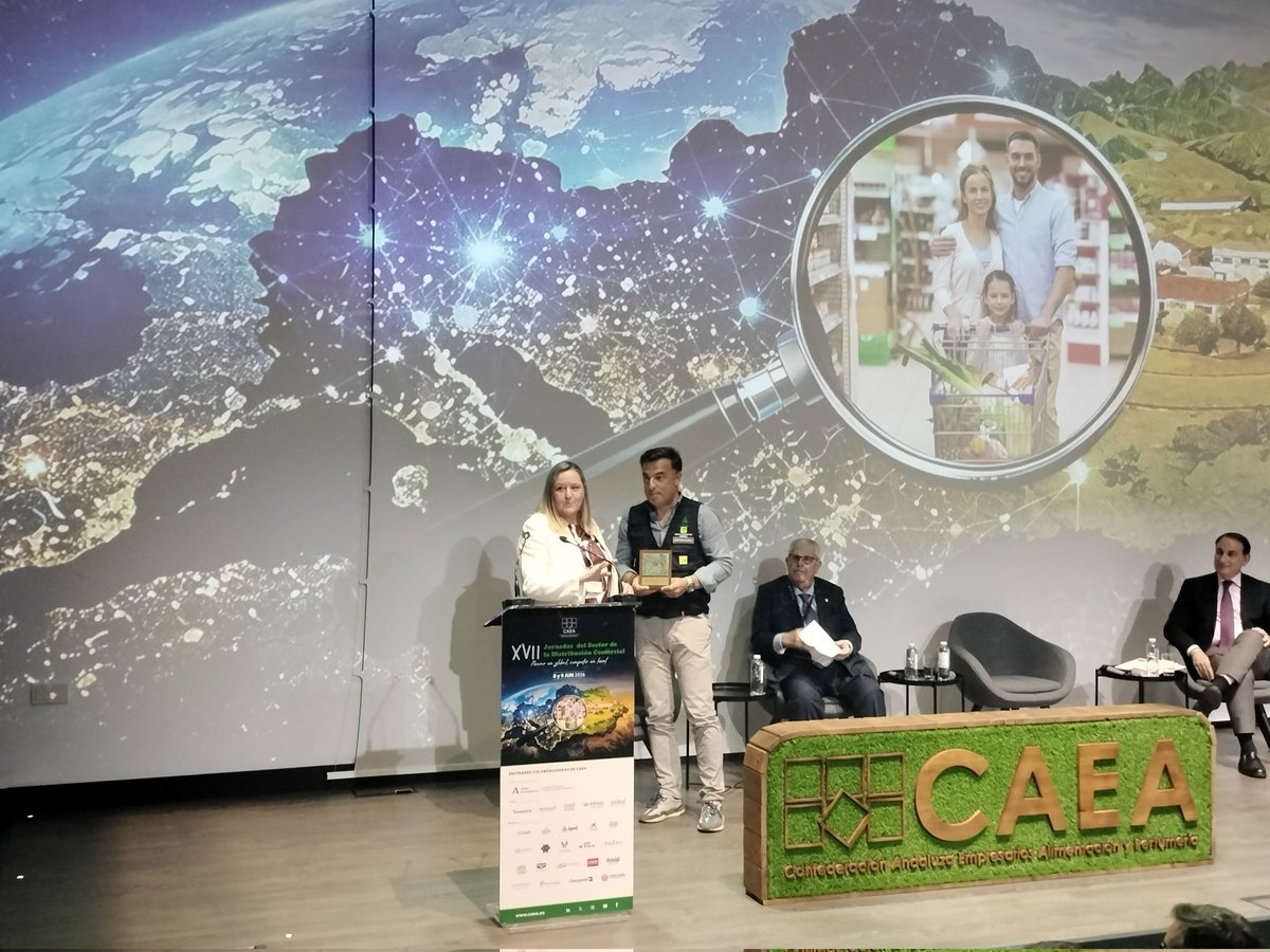 FEICASE's tweet photo. XVII Jornadas del Sector de la Distribución Comercial organizada por @SomosCAEA
Enhorabuena por la organización y desarrollo del evento.
https://t.co/V6ZNMuPUxv https://t.co/Q8e6qMcMwO
