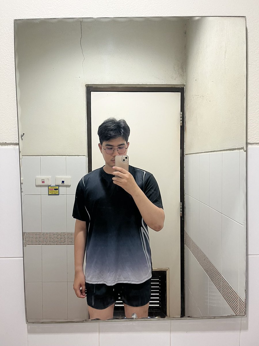 CtherP3's tweet photo. 🏸🐷💦 https://t.co/l2OmL7GrJL