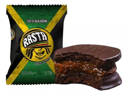 TuiteroPeroncho's tweet photo. @travaglinigra Adivina que Travaglini.... 

En las redes importa más la foto de un alfajorcito Rasta de chocolate que tu video de recontra mierda... 

RT + Like si es verdad. https://t.co/a2POfwg0ET