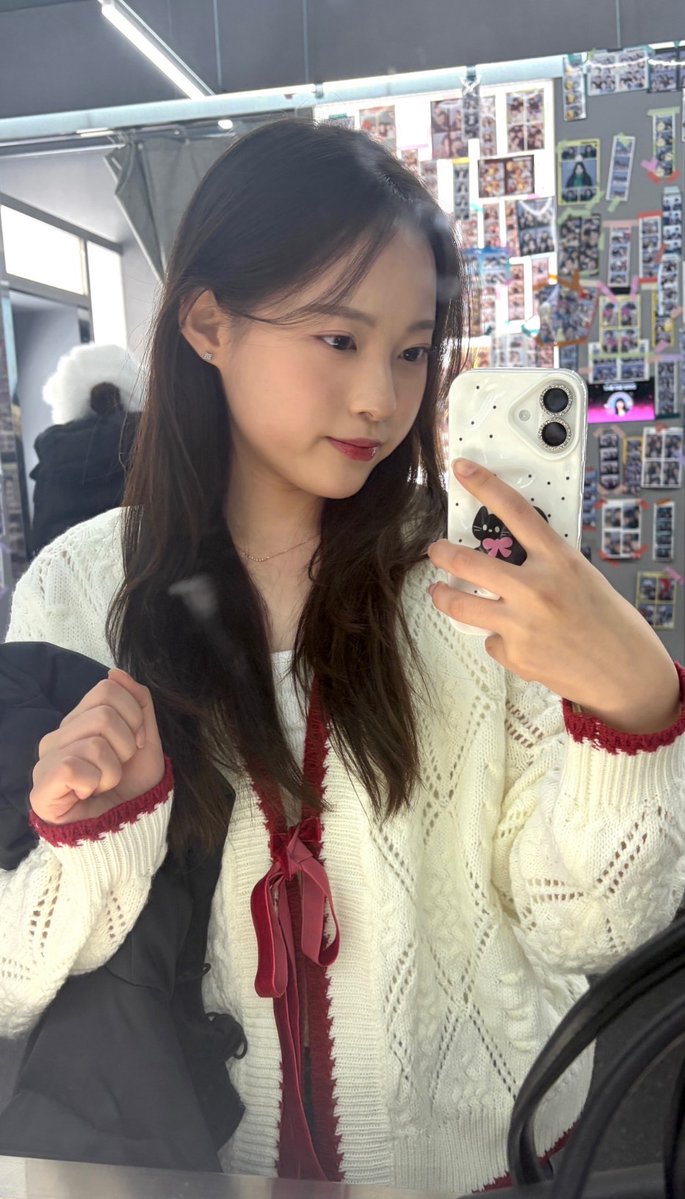 namjun13281's tweet photo. #능욕 #박제 #암캐
이름:김유빈
나이:22
158 48 75B
라디:yubini0505
남친X
아다
박제이유: 모르는 사람한테 능욕도 당해보고싶고..제 사진에 정액 싸주는것도 보고싶고..제가 은행원인데..은행에서 풀지못하는 쾌락?같은걸 느끼고싶어요.. https://t.co/ejwasaIIaz