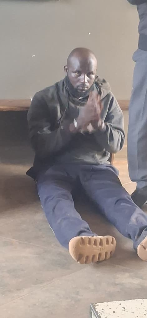 brianodele1's tweet photo. Congratulations Uganda police .our hopes and trust in you. 
Thanks@igp uganda police 
@director ci Aigp damulira.
Finally the murderer obed is arrested https://t.co/PUqg14zhFy