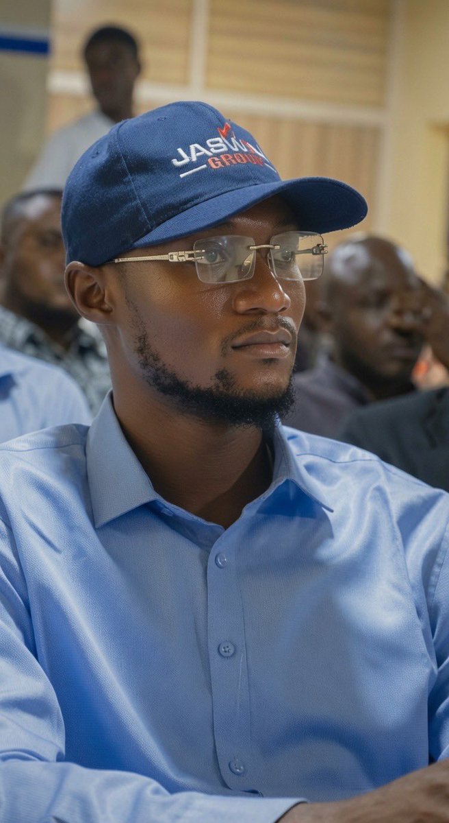 Gnova_1's tweet photo. Son of the soil 🧿 https://t.co/PuQrUmdkLY