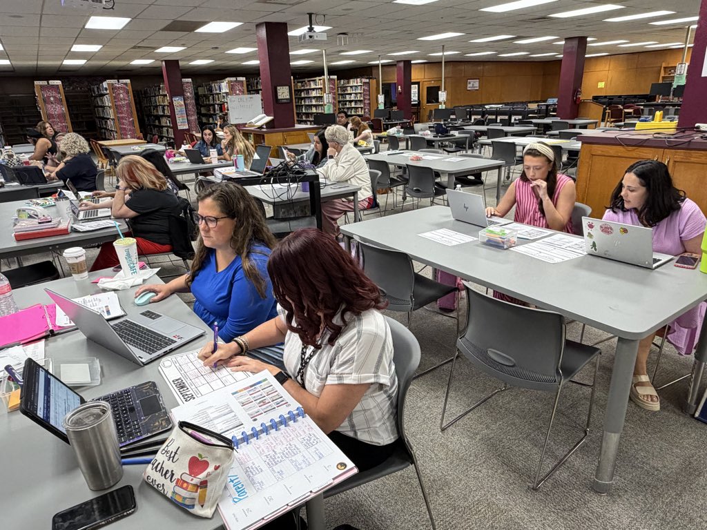 Alaina_Boaz's tweet photo. Thankful for our Kโ5 Math Teacher Leaders who are spending part of their summer planning for students theyโll never even meet. Their work today and tomorrow will impact math classrooms across Midland ISD next year. โค๏ธ๐ #MidlandISDMath @MISDTandL https://t.co/EXT94S9DS2