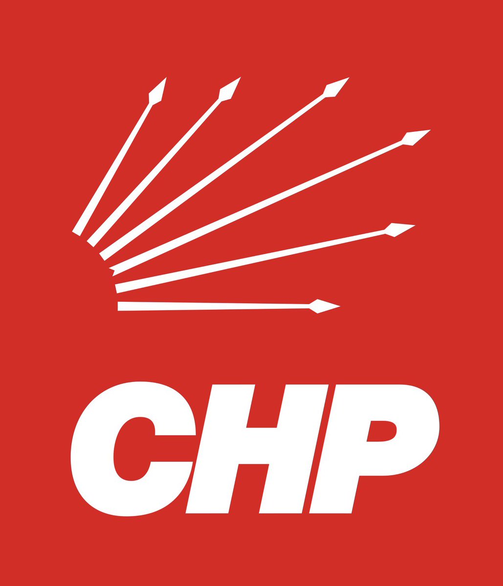 ulasbcetinkaya's tweet photo. Beyler bayanlar kendinize gelin lütfen! @herkesicinCHP sadece üyelerinin partisi değil yurtiçi ve yurtdışında yaşayan tüm yurttaşların partisidir. Derdimiz ülke, halk ve partimiz ise buna göre davranılmalıdır. Çiftçinin, sanayicinin, işçinin, öğrencinin sorunları dağ gibi… https://t.co/aWvE7PA9lK