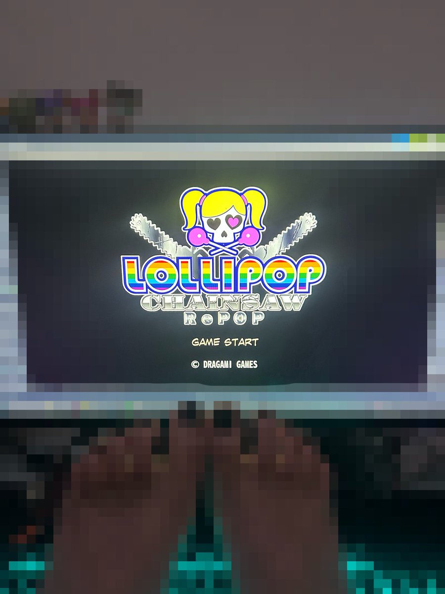 urgothixgod's tweet photo. my feet finder is now up pigs. 

im gonna get back to gaming now. 

get to subbing ;3 , you know you want more of mommy. https://t.co/ySJX4a0POt