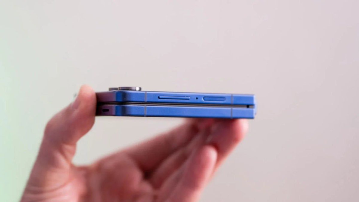 Davidfreire80's tweet photo. ¿Adiós a Qualcomm en Europa? Samsung planea montar un chip Exynos en los Galaxy Z Flip8 del contiente europeo 

https://t.co/QcqvckB63d https://t.co/dXM0ThHA8g
