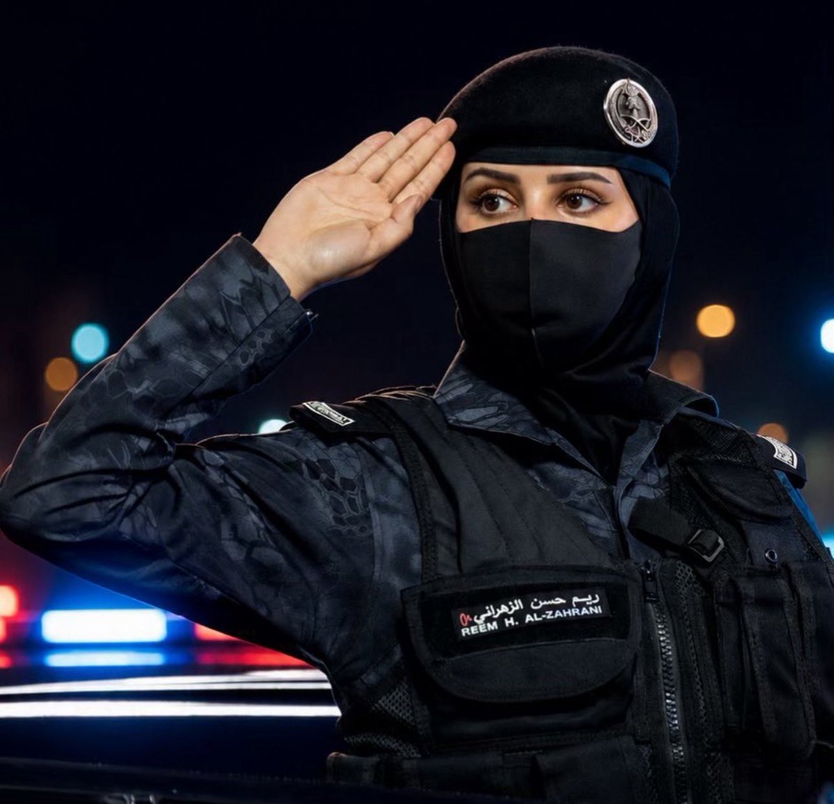 BinSfrann's tweet photo. #مسائكم_سعيد_وطيب      👋🏻

#الله_يجعل_امك_الجنة      🤲🏻     
هل ؟ صليت #الليلة على النبي الحبيب . ••• https://t.co/VnSHGXL1EW