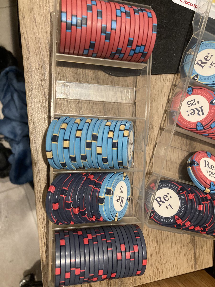 Repokerion's tweet photo. ナイディー伝説の700＄もいただきました😭😭😭😭😭😭😭
かいさん、けせさん、もちゅさん、ユウキさん、たくやさん、いとちゃんさん、ベンサムさん、その他皆々様も本当にありがとうございました😭😭😭😭😭😭😭😭
楽しかったです😭😭
これで沢山ポーカーします
@sakigake82 @mochumochu2nd @t34823 https://t.co/Gr4O0jor92
