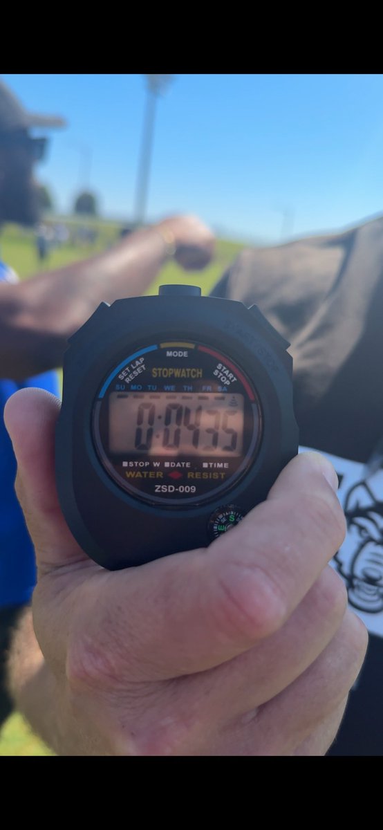 JeremiahC3rbin's tweet photo. Real ELITE speed!‼️ video proof of me running 4.35 in the 40yd, 21.8 in the 200m &amp; 10.91 in the 100m https://t.co/LyRy6O4sGu