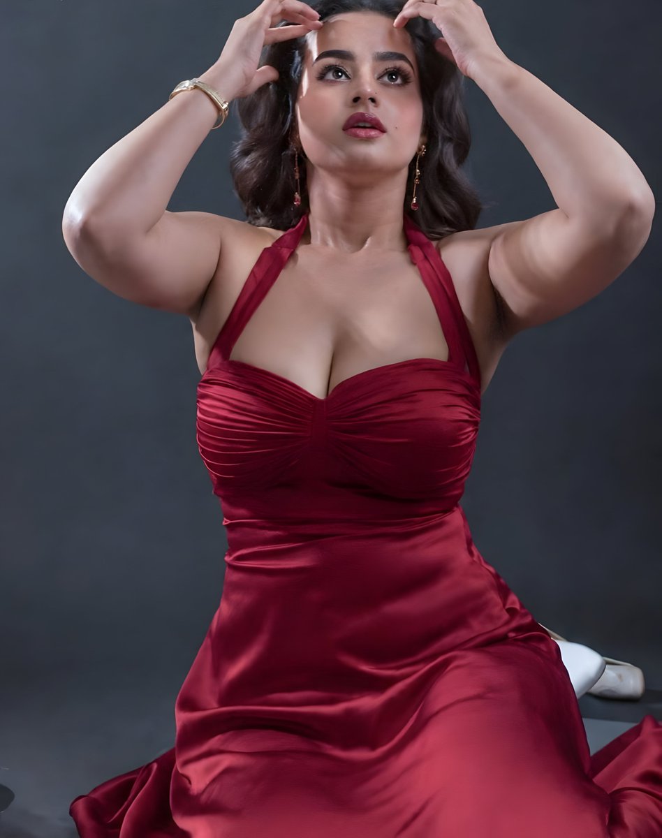 ActressPulseHQ's tweet photo. Some glimpses of Ayesha Khan from her recent photoshoot — and honestly, every frame looks straight out of a movie 🤤🫣😻 https://t.co/6M1nJwkQqC