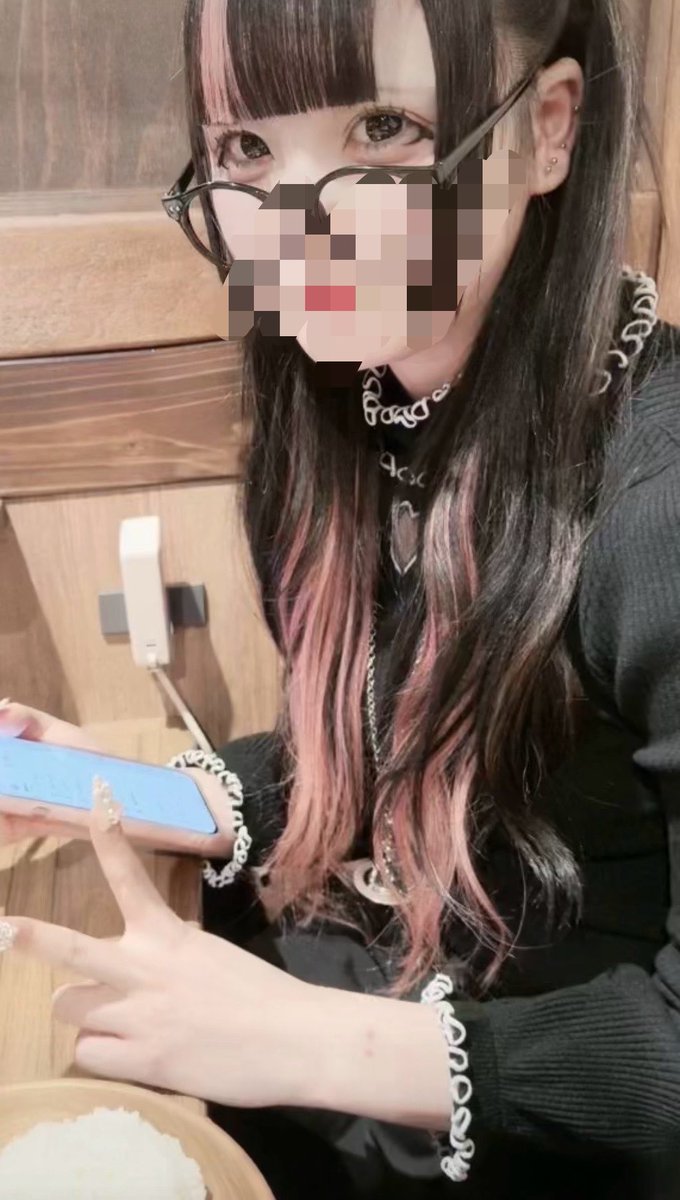 UxxUbbb's tweet photo. なぁくれあまじおまえ何年あってないん？
連絡もしてないし。
久しぶりにまねきでまたかまそうよ。
くれあ、、
⬇️かわいいくれあ晒すわ https://t.co/9QiA8BGhAE