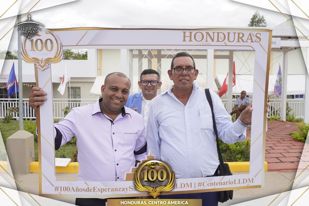 lldmhonduras's tweet photo. Familias viven una jornada de armonía y alegría en la celebración del Centenario en Olancho

#LLDM
#LLDMHonduras
#Honduras
#LLDMCentenario https://t.co/9PWYIbu0RJ