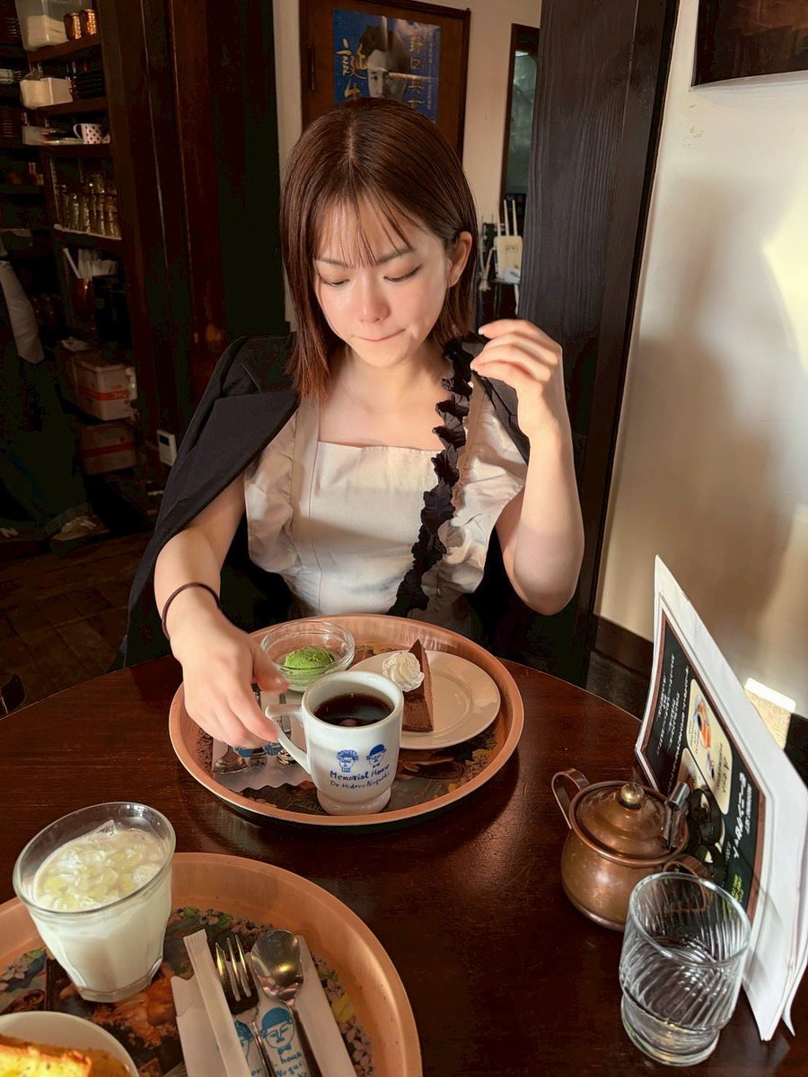 circle20_0797's tweet photo. 人間界にようやく降りてこれたので、
美味しくご飯を食べました。
でも、きっと今日の雨で、
また風邪を引き直しそうです。
えっと、私3週間ずっと風邪ひいてるんだけど。 https://t.co/lLSHdUFynj
