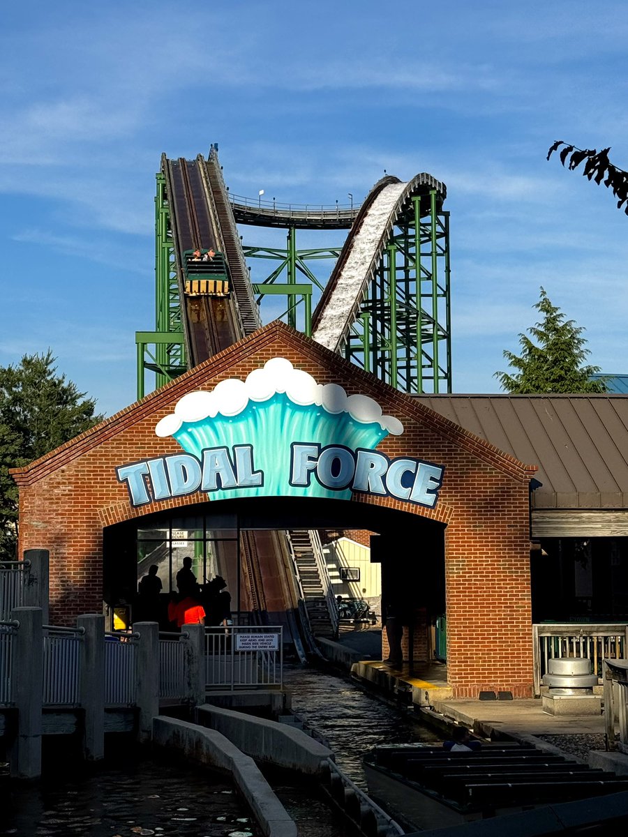 jeffreyj001's tweet photo. @Hersheypark Just 🌊’d goodbye last week! https://t.co/ogjpbgdiyo